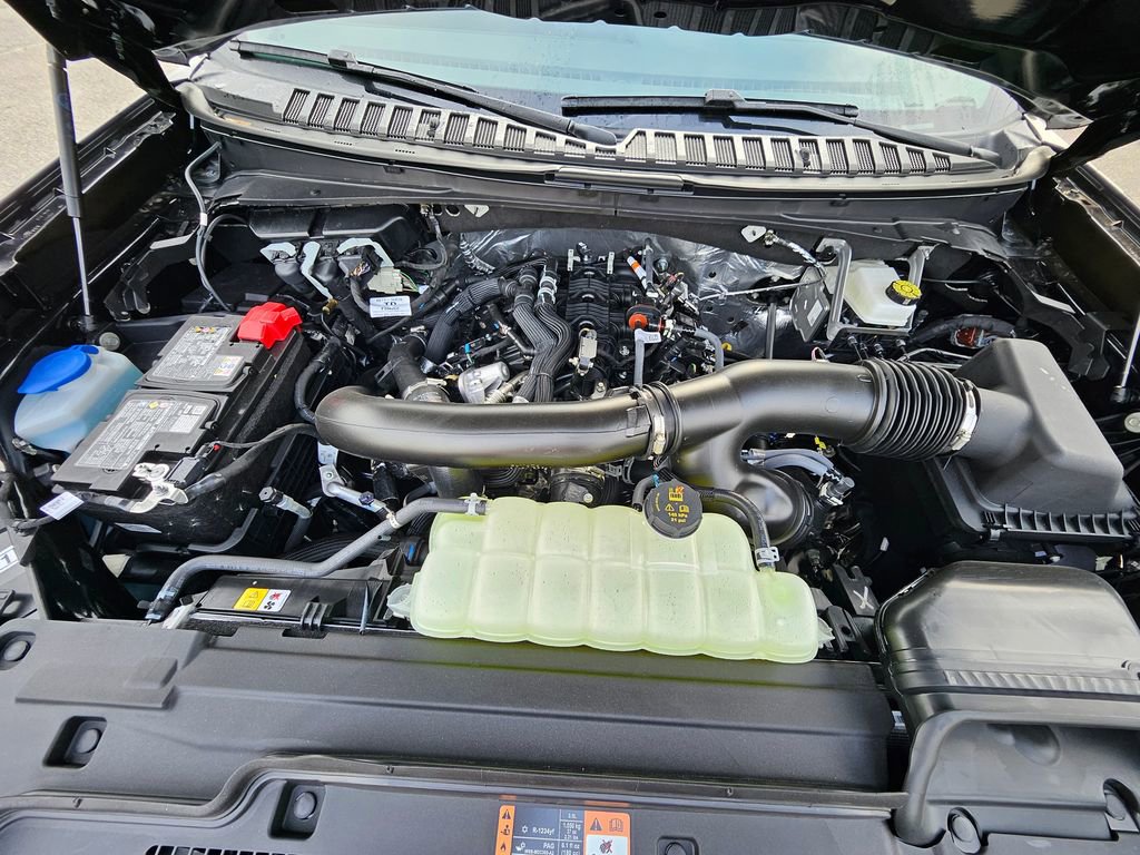 New 2025 Ford Expedition Max Platinum w/ Stealth Performance Package image 38