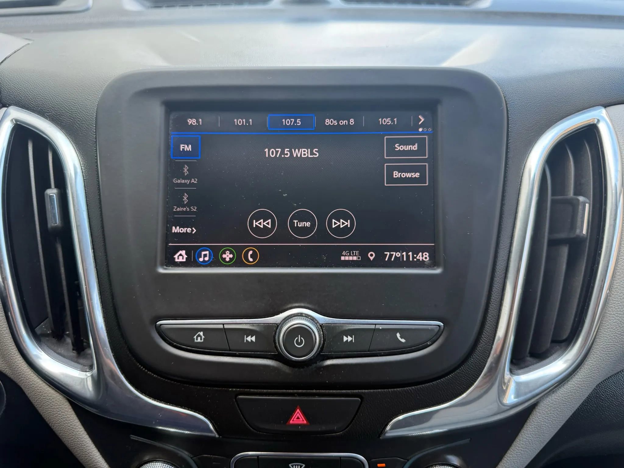 Used 2020 Chevrolet Equinox LT image 17