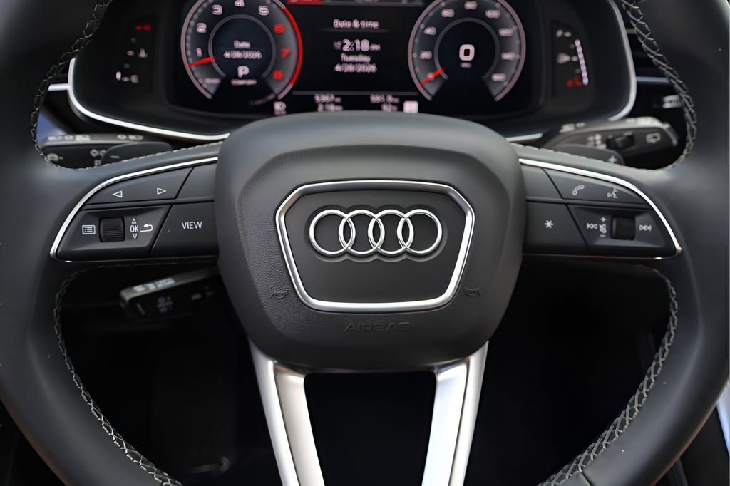 Used 2025 Audi Q7 3.0T Premium Plus AWD/4WD image 18