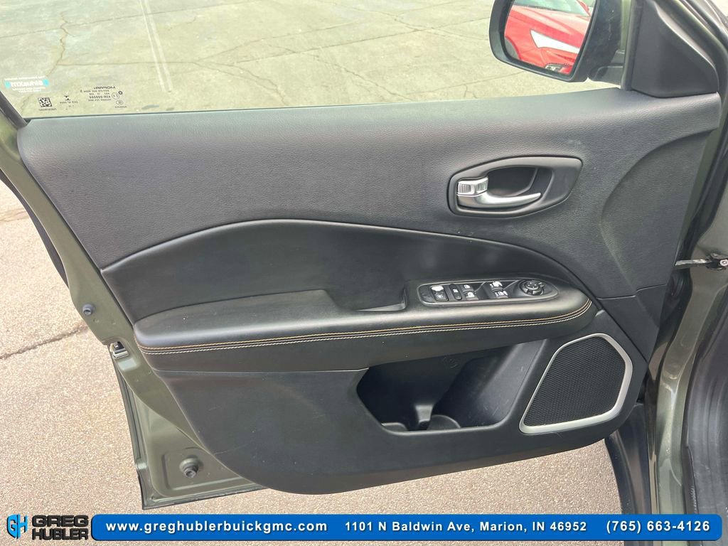 Used 2019 Jeep Compass Latitude image 18