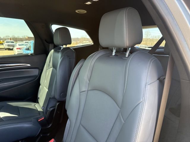 Used 2024 Buick Enclave Essence w/ Sport Touring Edition image 37