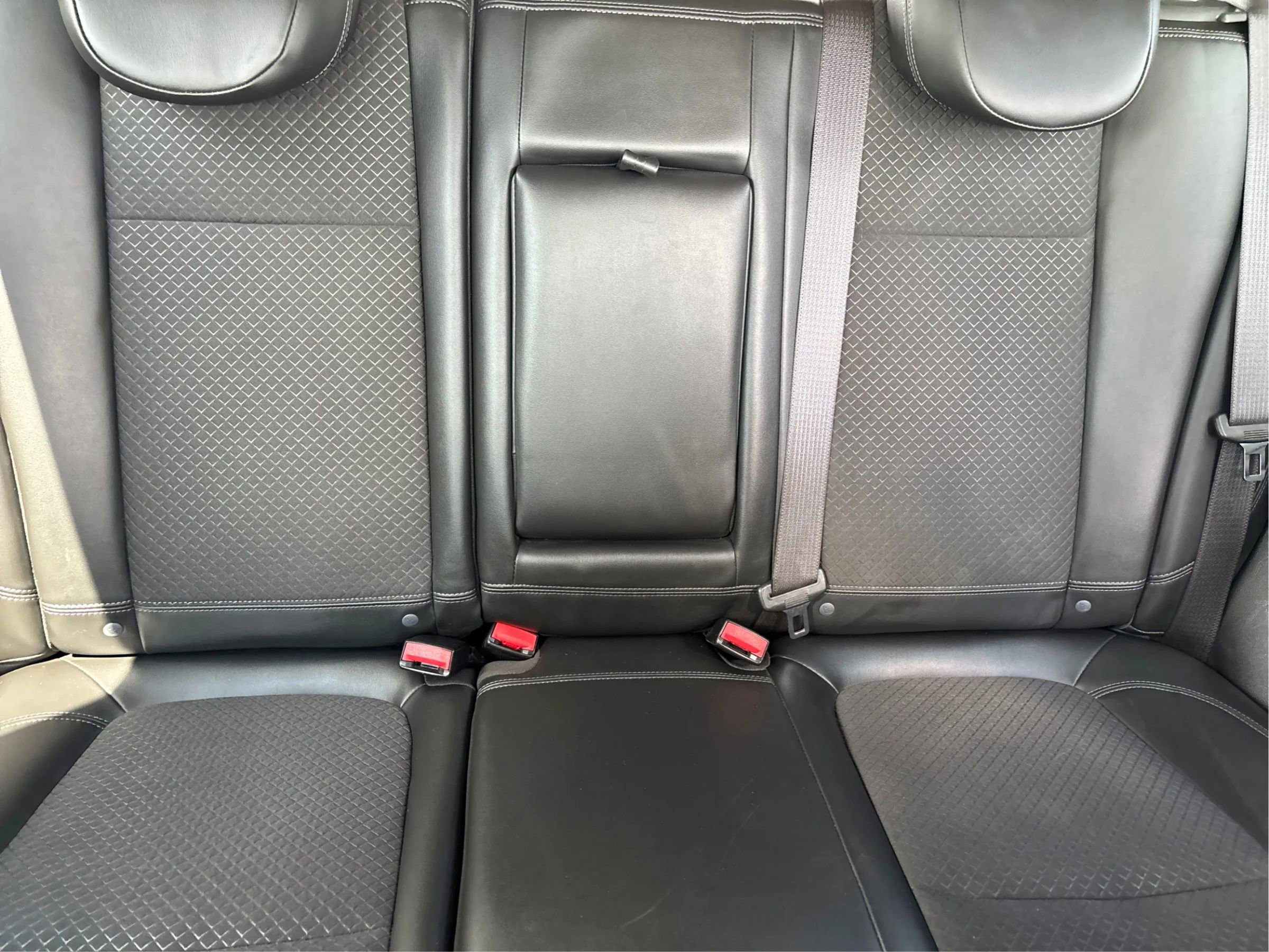 Used 2018 Buick Encore Preferred image 20