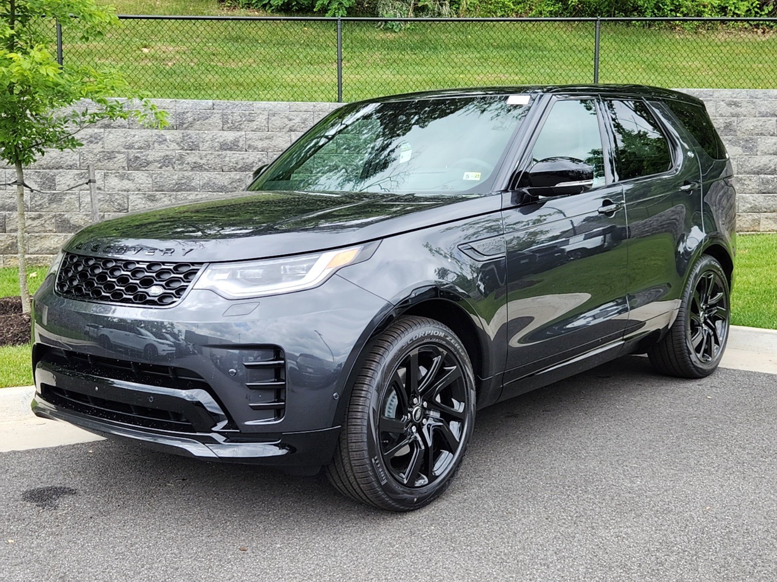 Certified 2024 Land Rover Discovery Dynamic SE