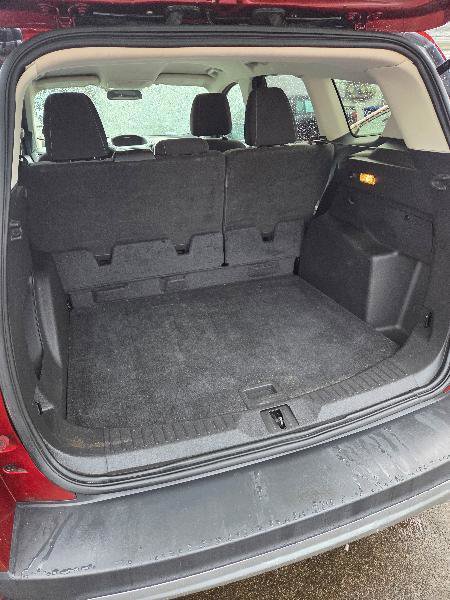 Used 2015 Ford Escape SE image 12