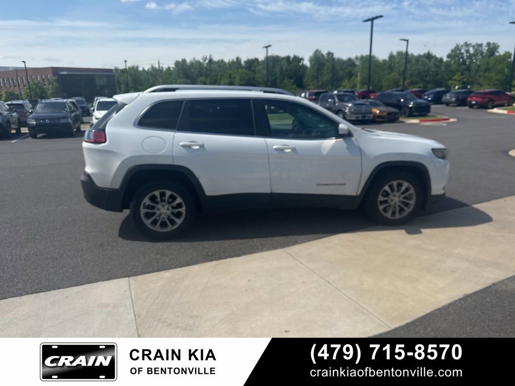 Used 2019 Jeep Cherokee Latitude w/ Popular Appearance Group FWD image 5