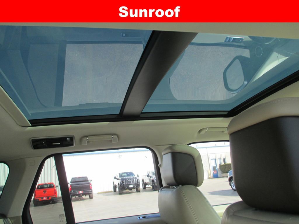 Used 2021 Land Rover Range Rover Westminster Edition image 16