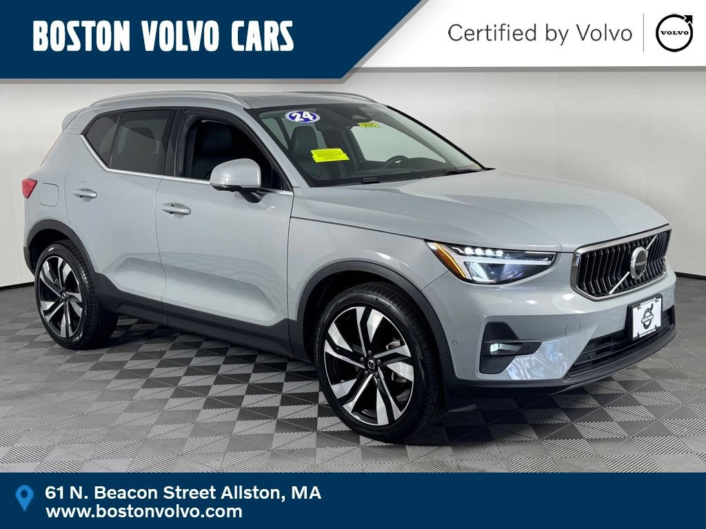 Certified 2024 Volvo XC40 B5 Plus w/ Protection Package Premier