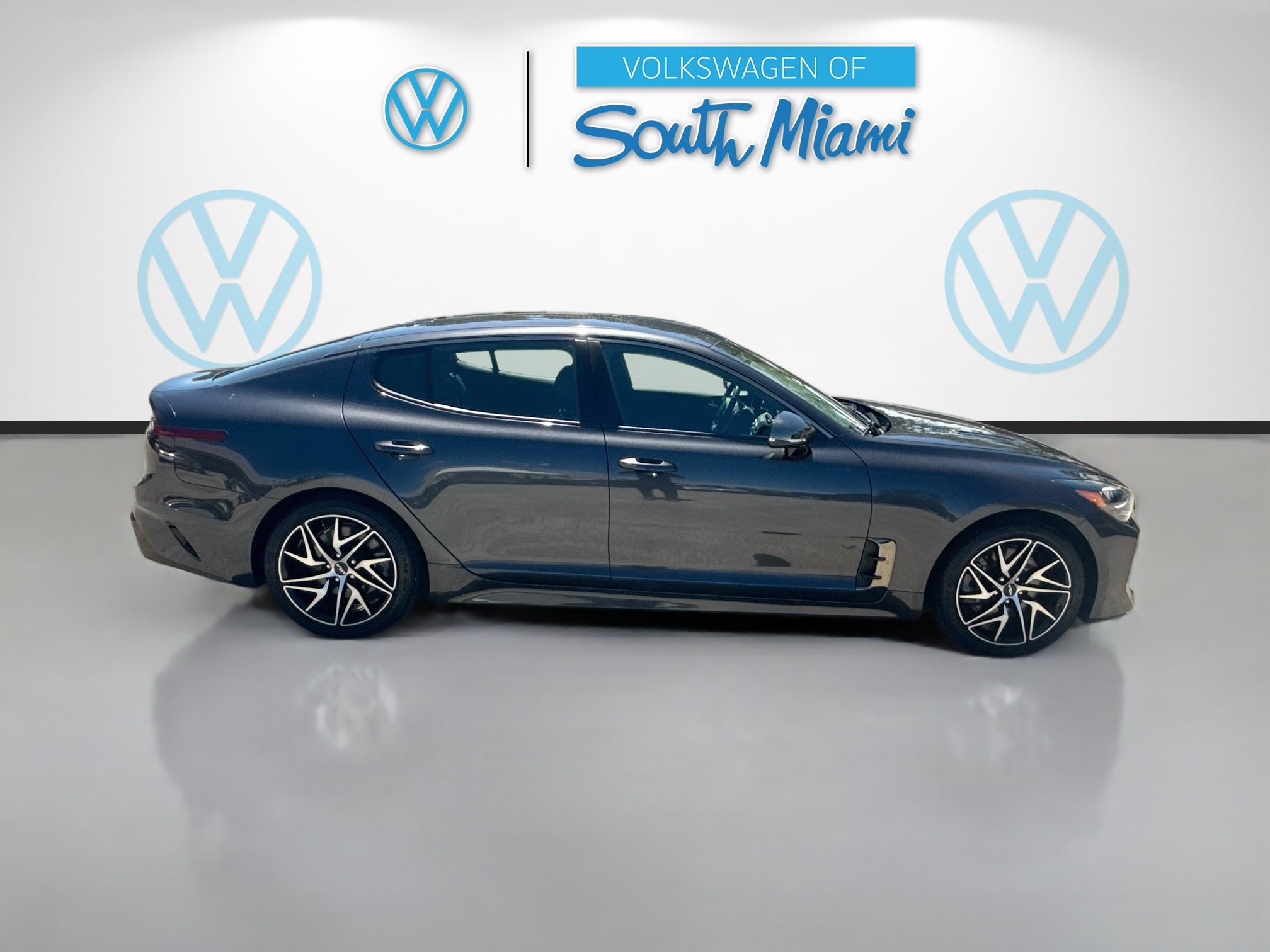 Used 2023 Kia Stinger GT-Line RWD image 8