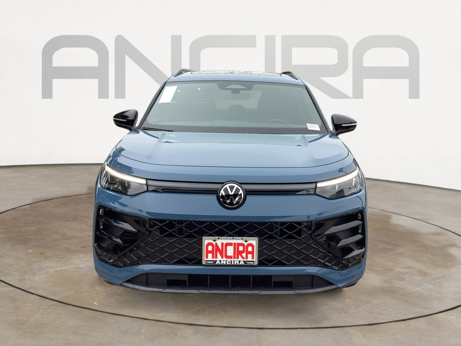 New 2026 Volkswagen Tiguan SE R-Line image 3