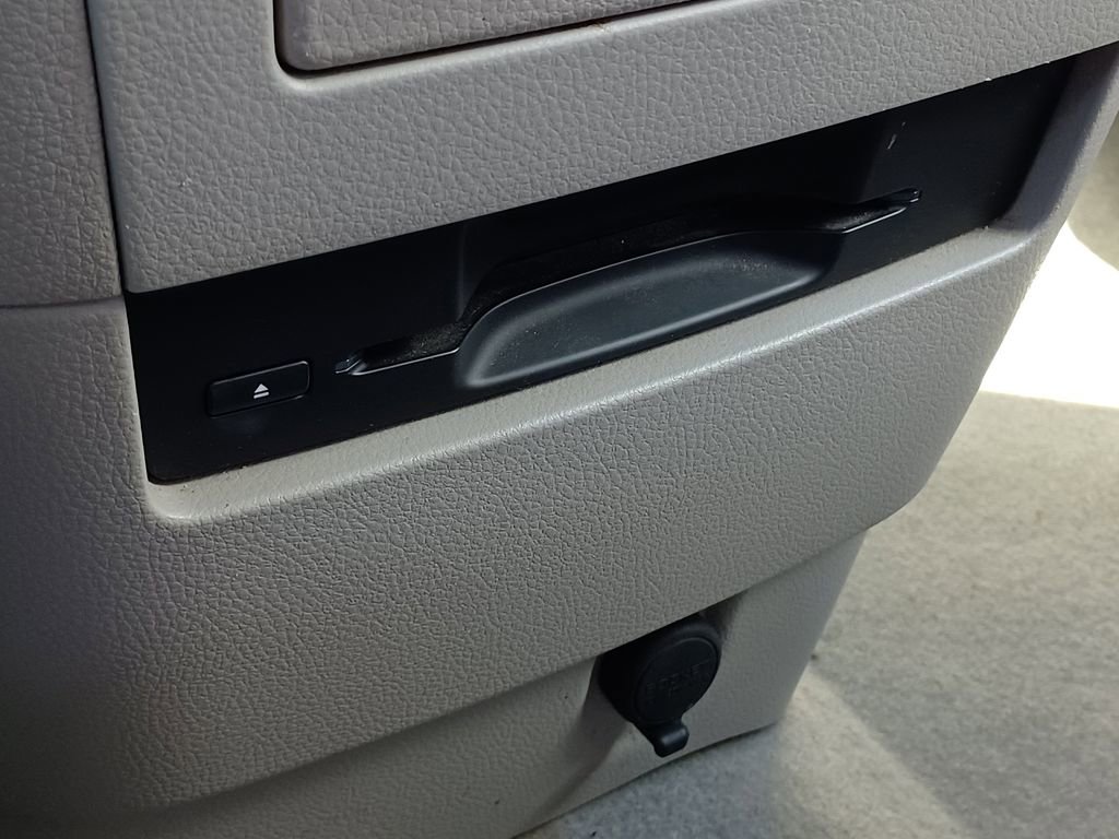 Used 2012 Nissan Quest SL FWD image 26