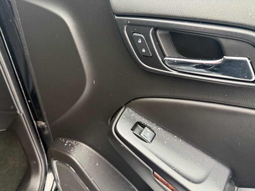 Used 2018 GMC Yukon SLT image 33