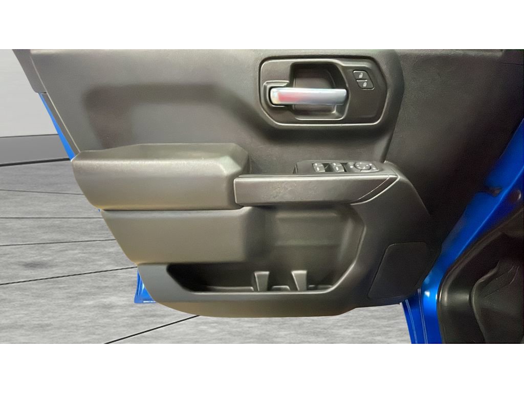 Used 2022 Chevrolet Silverado 1500 Custom image 9