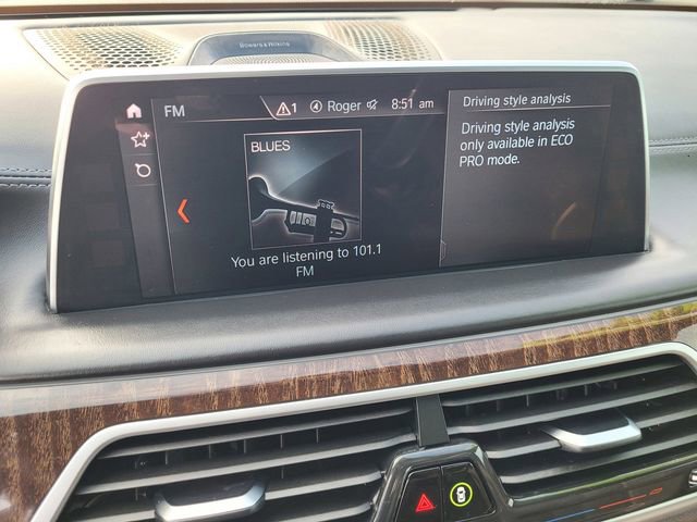 Used 2018 BMW 750i image 15