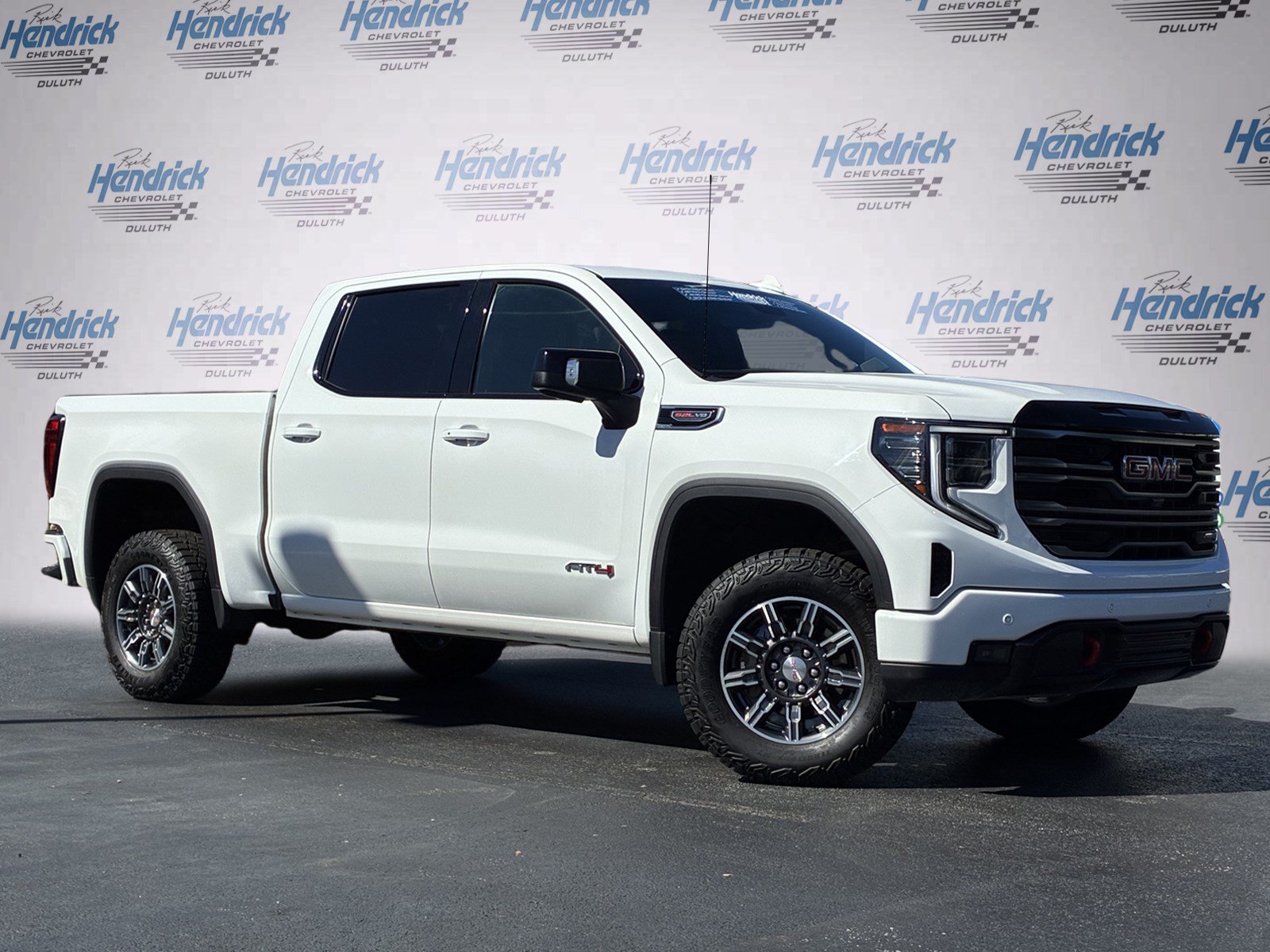 Used 2025 GMC Sierra 1500 AT4 AWD/4WD image 2