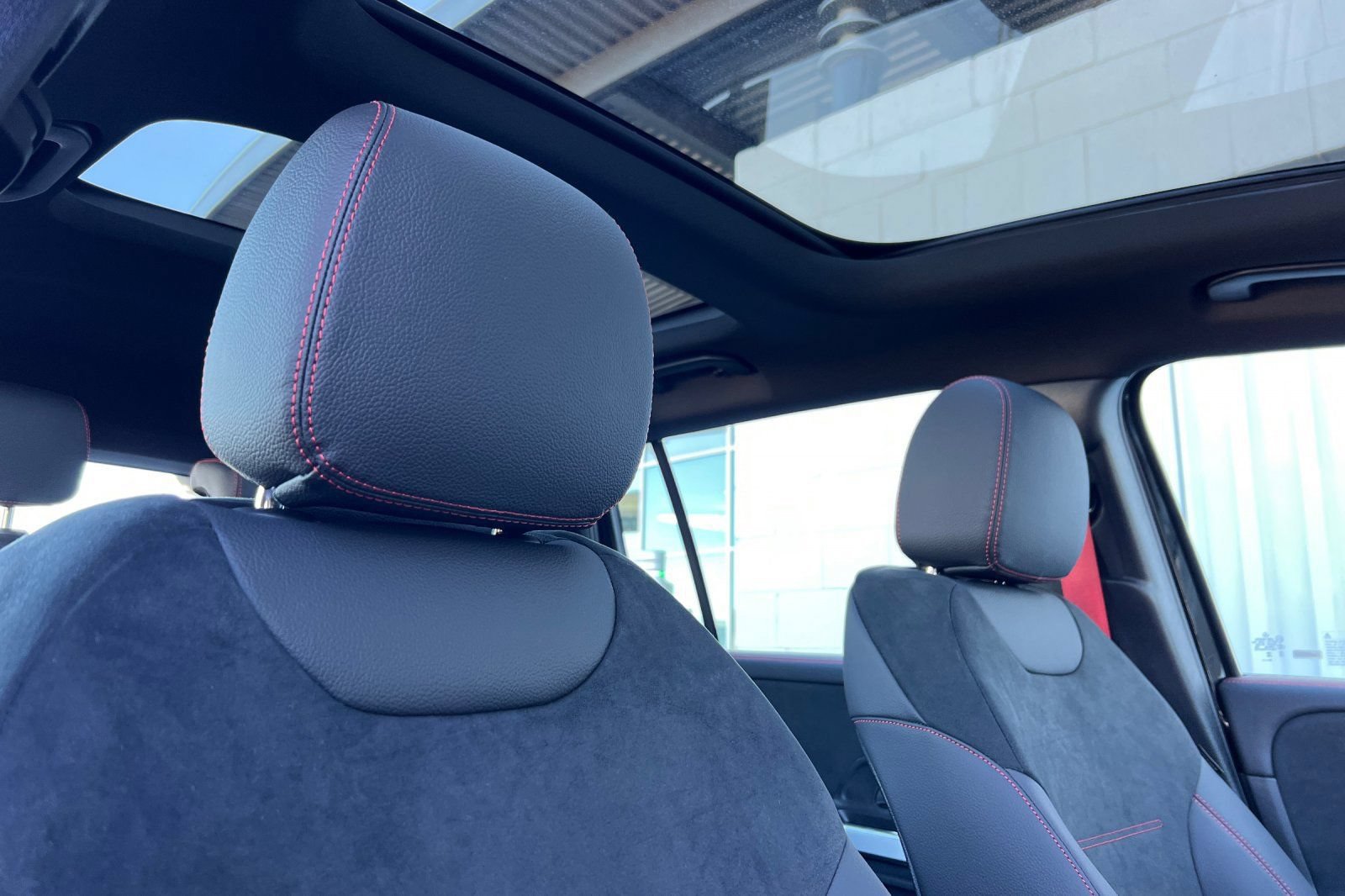 New 2026 Mercedes-Benz GLB 35 AMG 4MATIC image 19