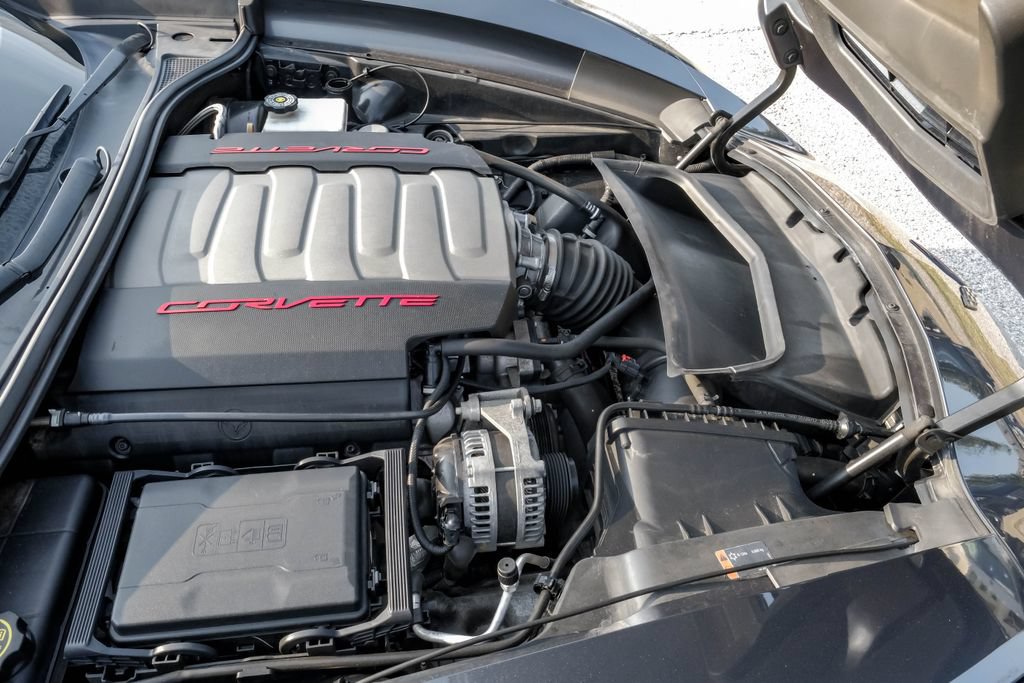 Used 2017 Chevrolet Corvette Stingray Coupe w/ Carbon Flash Badge Package RWD image 46