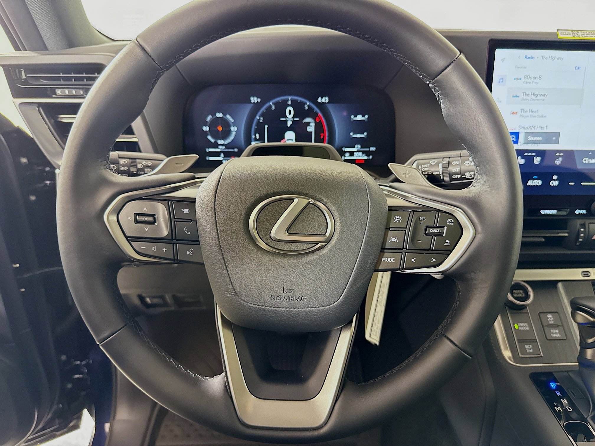 Certified 2025 Lexus GX 550 w/ Accessory Package (2T) image 12