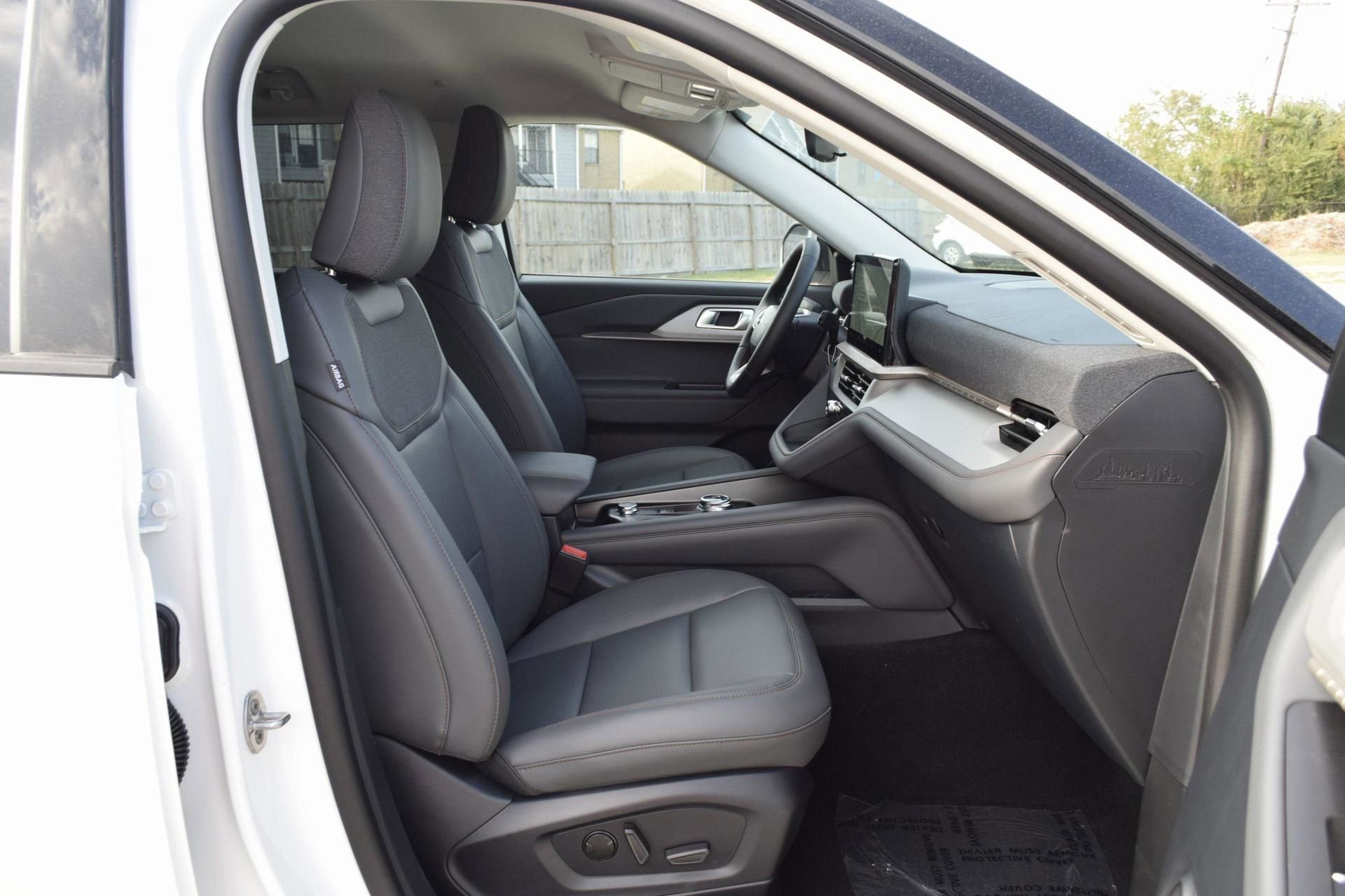 New 2026 Ford Explorer Active w/ Active Comfort Package image 25