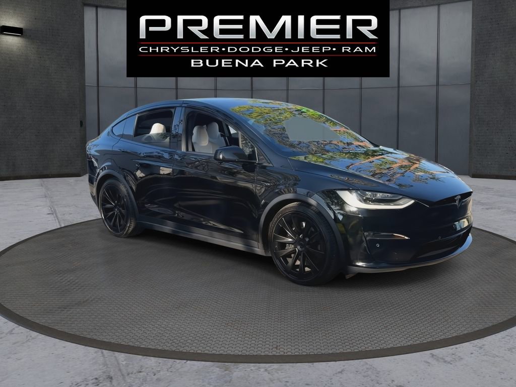 Used 2022 Tesla Model X AWD/4WD image 2