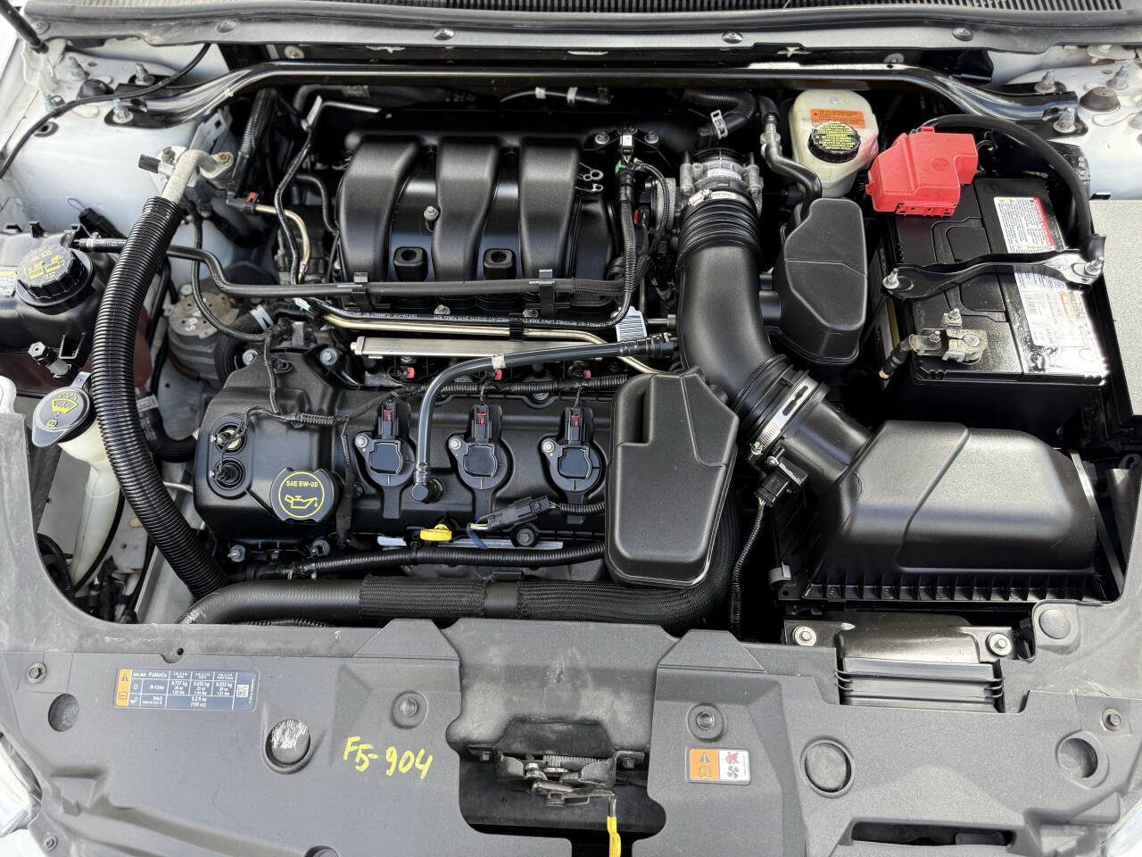 Used 2015 Ford Taurus Police Interceptor AWD image 17