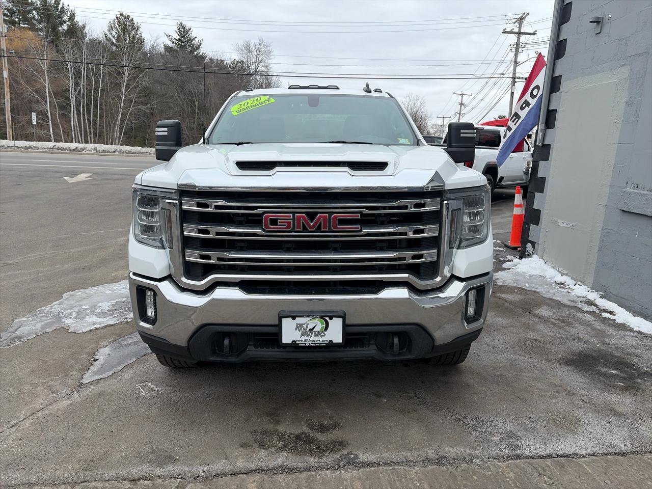 Used 2020 GMC Sierra 2500 SLE w/ SLE Value Package; image 3