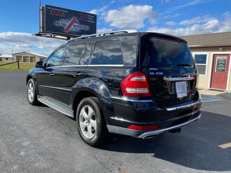 Used 2011 Mercedes-Benz GL 450 4MATIC w/ Premium 2 Pkg image 9
