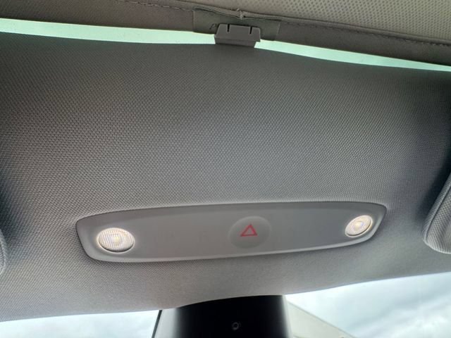 Used 2025 Tesla Model 3 Long Range RWD image 11