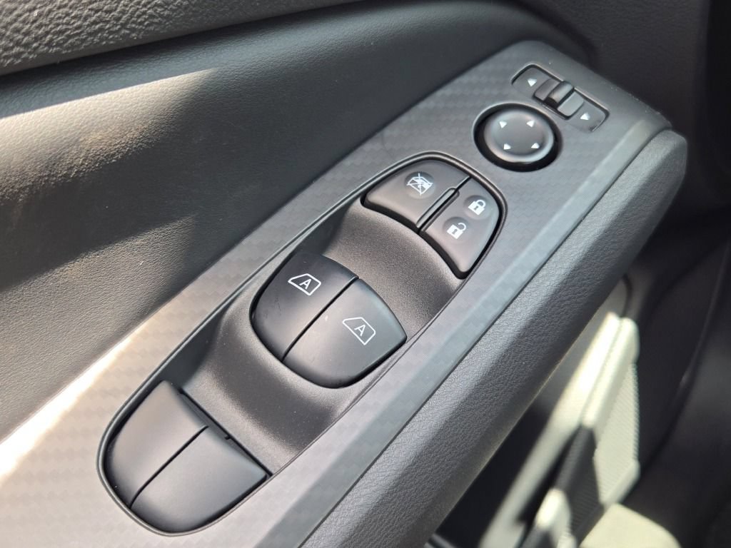 New 2026 Nissan Altima 2.5 SV FWD image 25