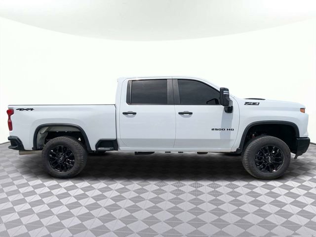 Used 2025 Chevrolet Silverado 2500 Custom w/ Custom Value Package AWD/4WD image 3