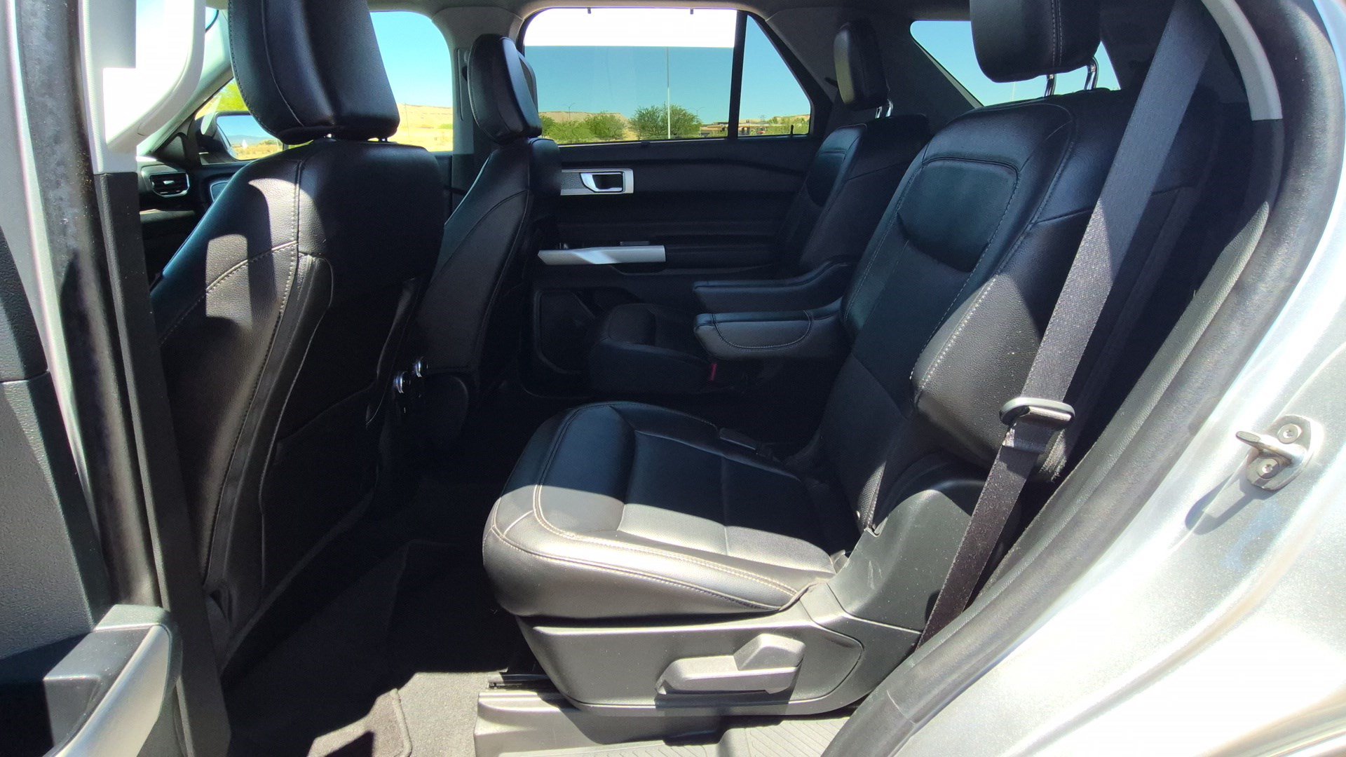 Used 2023 Ford Explorer Limited RWD image 29