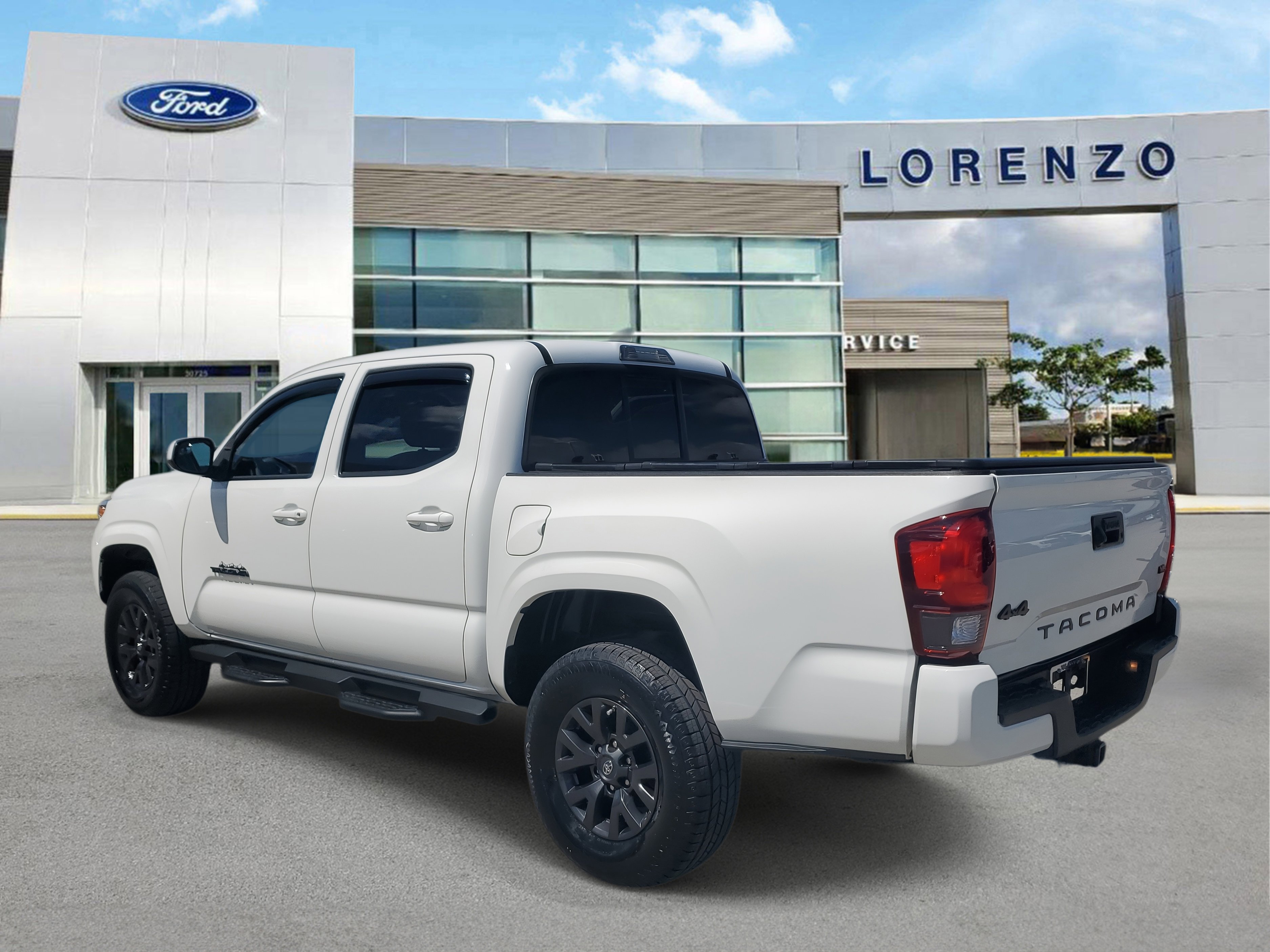 Used 2020 Toyota Tacoma SR image 7