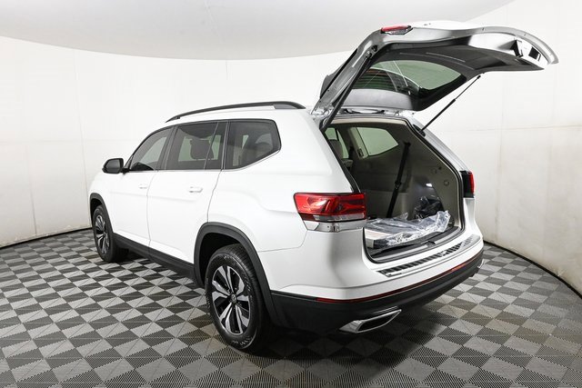 New 2026 Volkswagen Atlas SE image 30