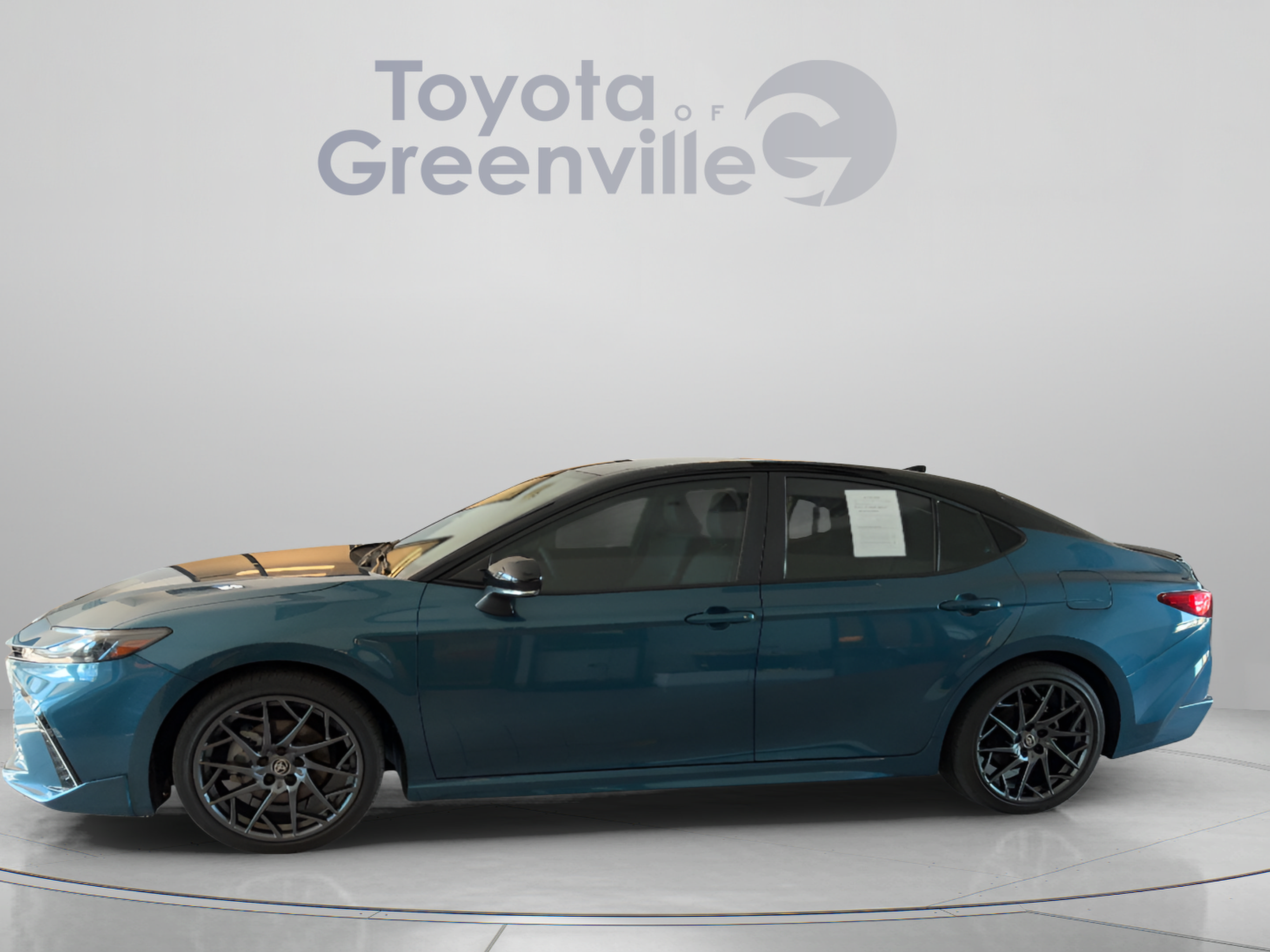 Certified 2025 Toyota Camry XSE FWD image 2