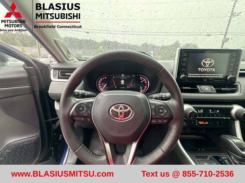 Used 2019 Toyota RAV4 Limited w/ Advanced Technology Package AWD/4WD image 20