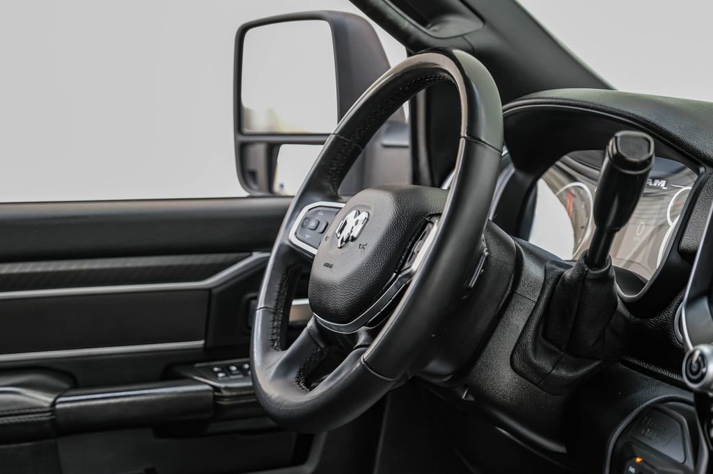 Used 2025 RAM 2500 Big Horn AWD/4WD image 18