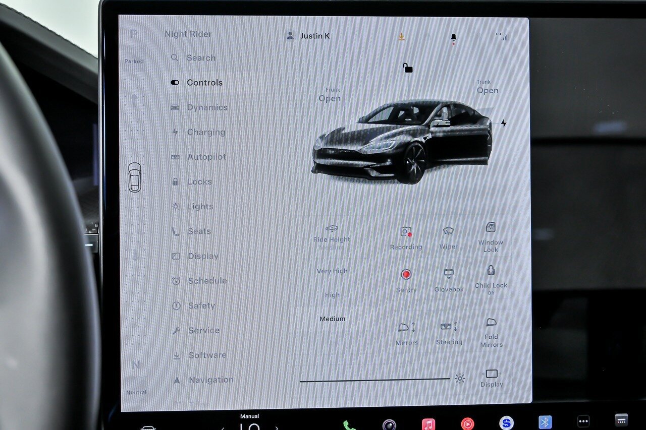 Used 2026 Tesla Model S Plaid AWD/4WD image 31