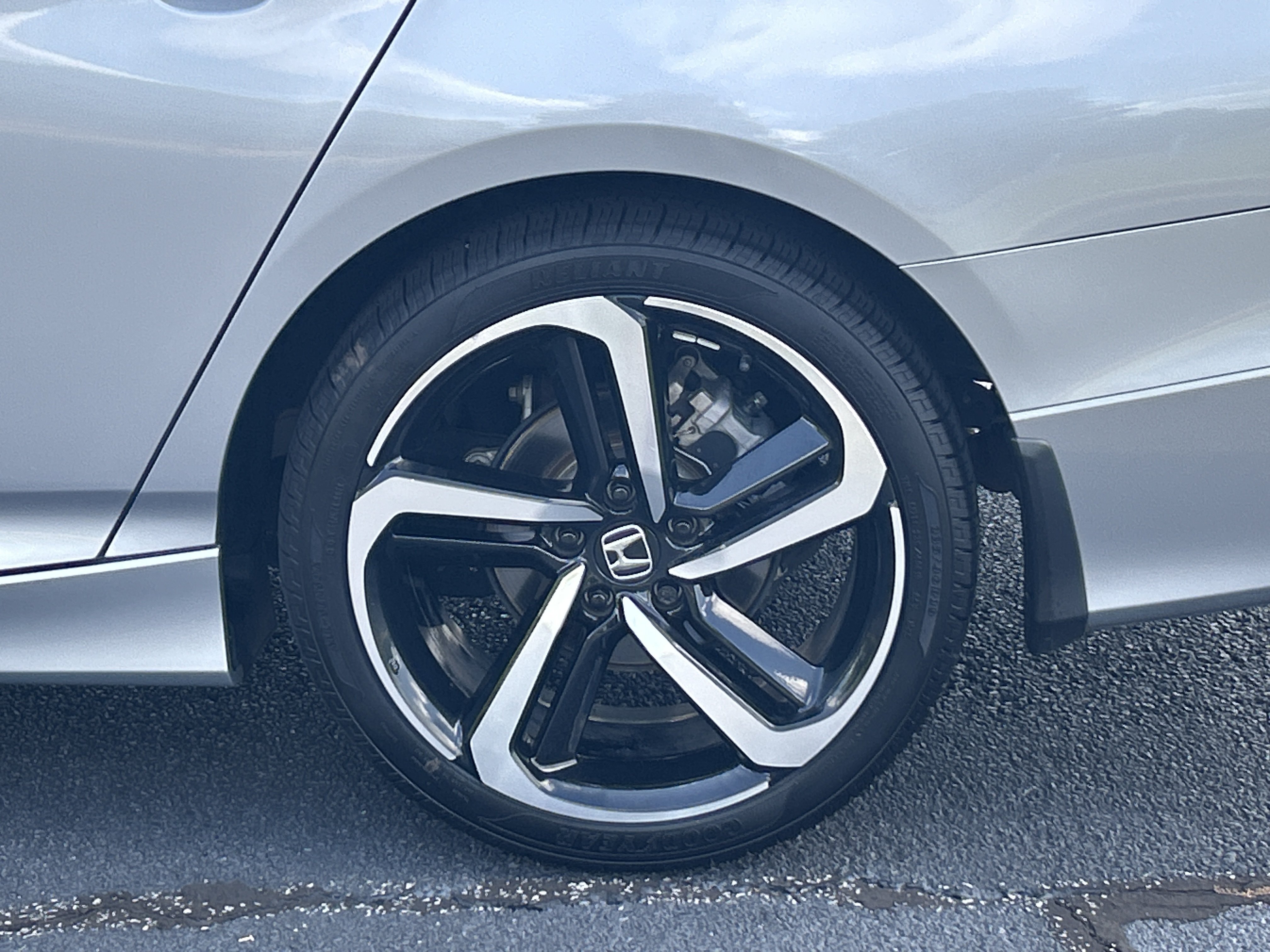 Used 2021 Honda Accord Sport image 35