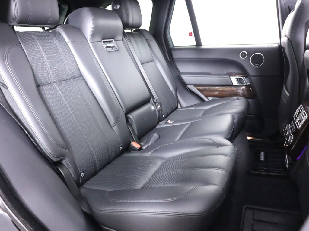 Used 2015 Land Rover Range Rover Supercharged AWD/4WD image 42