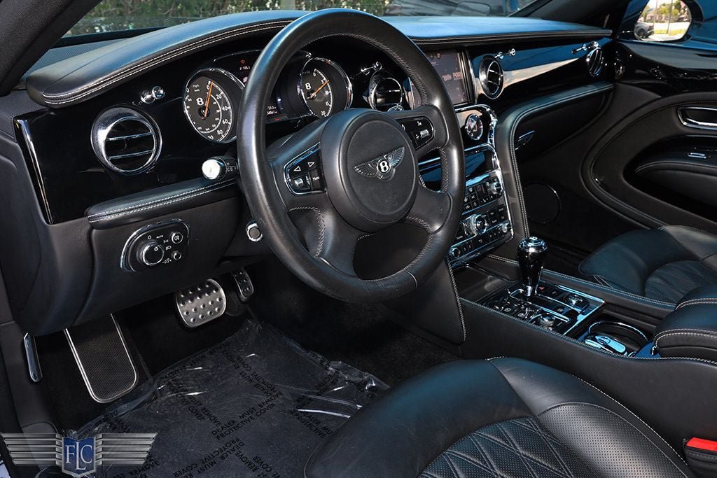 Used 2017 Bentley Mulsanne RWD image 23