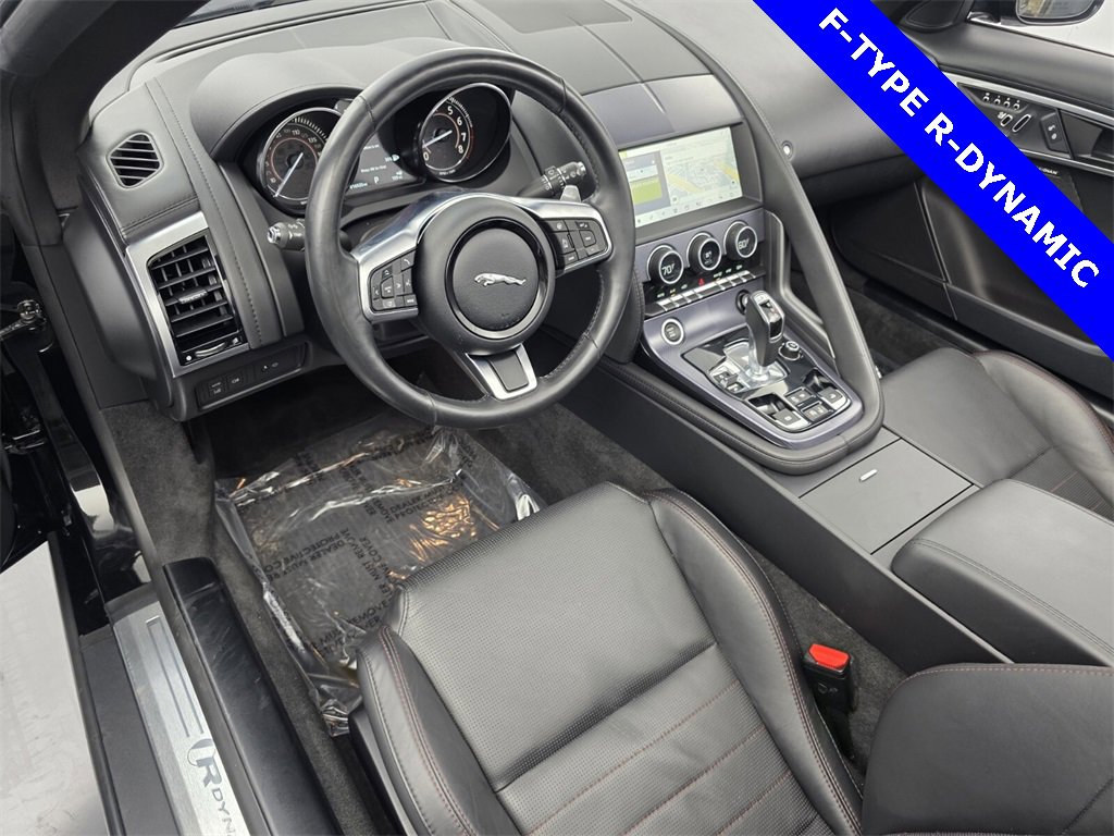 Used 2020 Jaguar F-TYPE Checkered Flag image 11