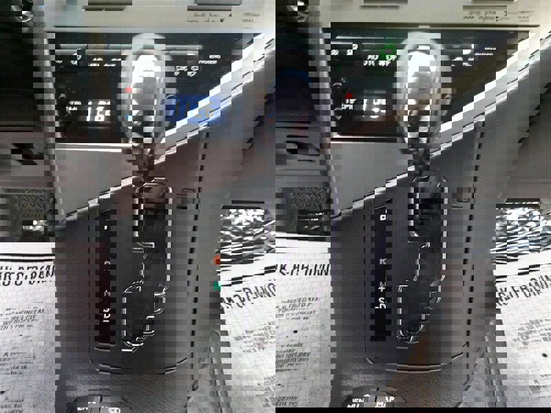 Used 2015 Lexus RX 450h AWD image 26