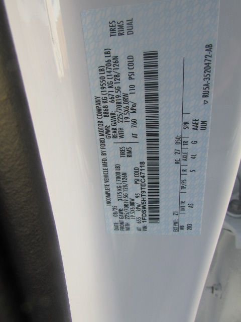 New 2026 Ford F550 4x4 Crew Cab image 12