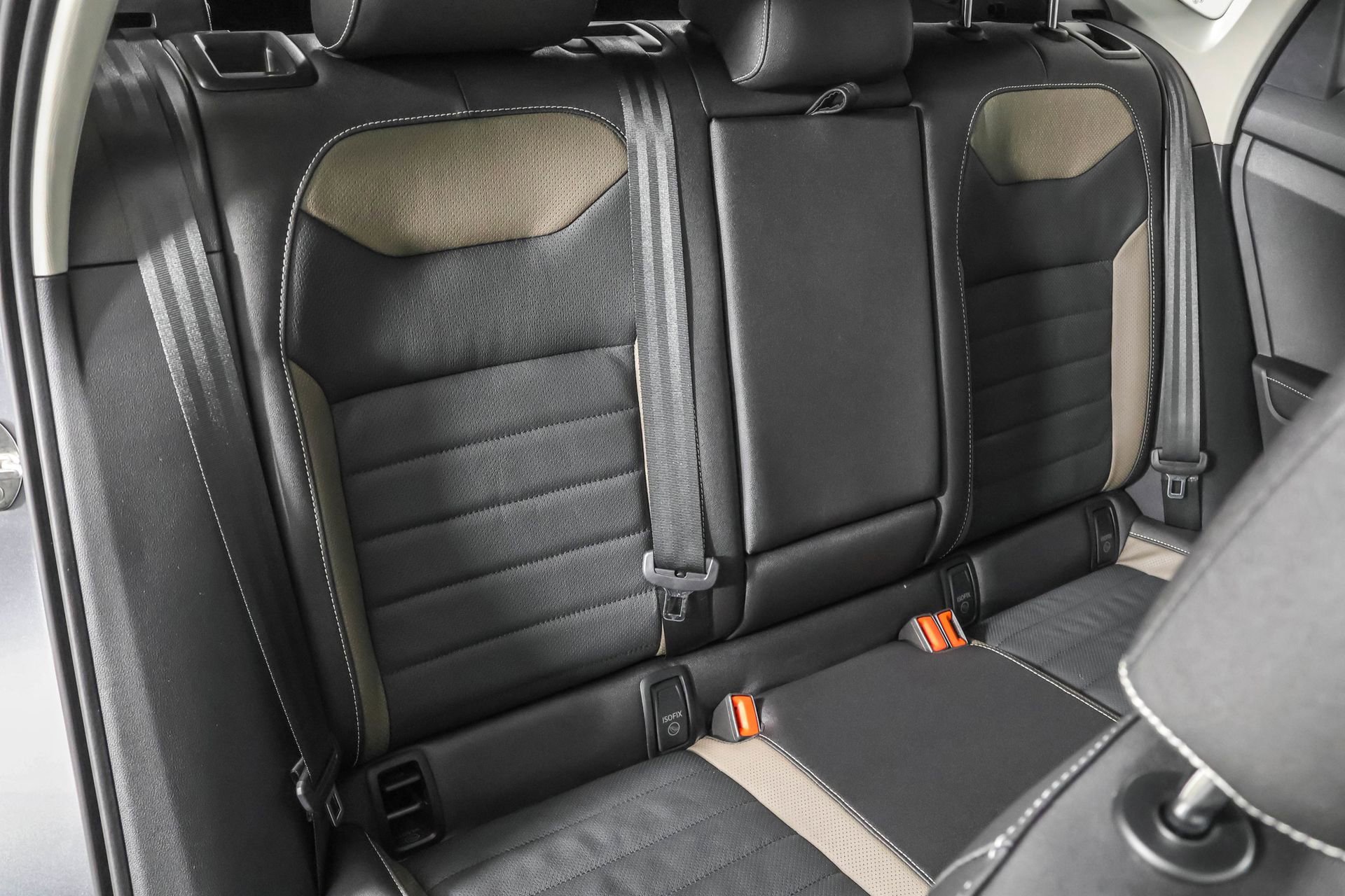 Certified 2024 Volkswagen Taos SEL image 43