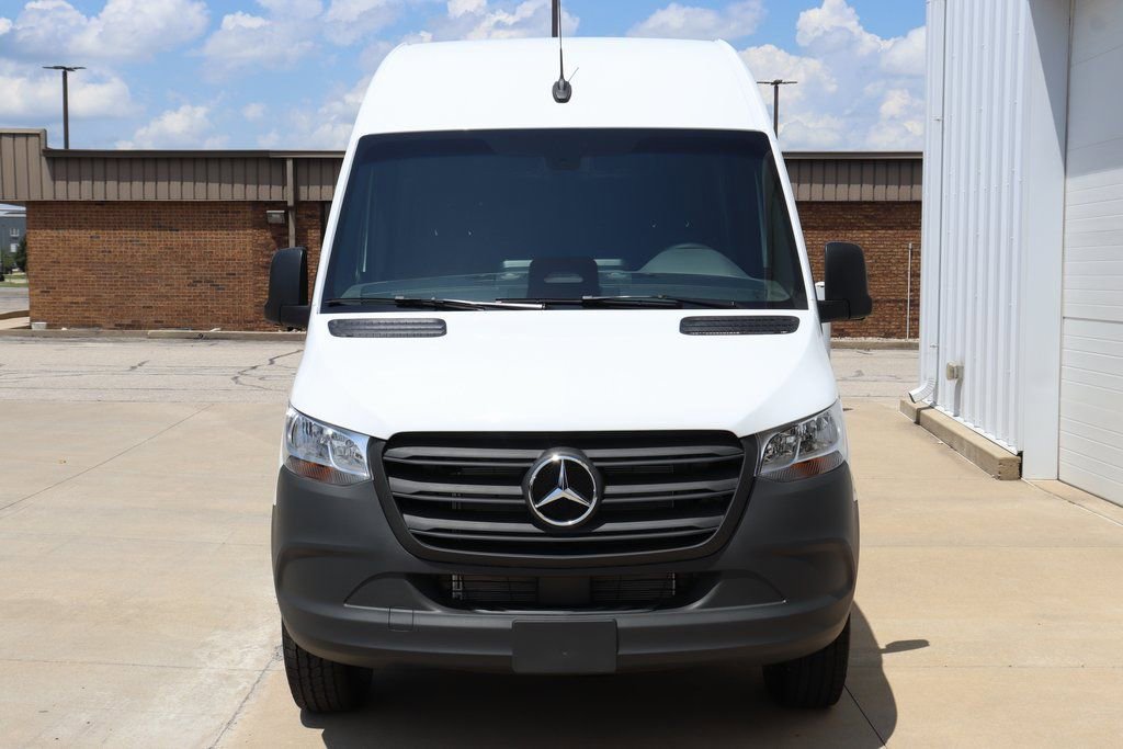 New 2025 Mercedes-Benz Sprinter 2500 image 5