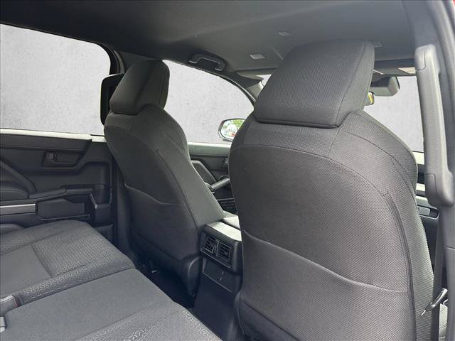 Certified 2025 Toyota 4Runner SR5 AWD/4WD image 22