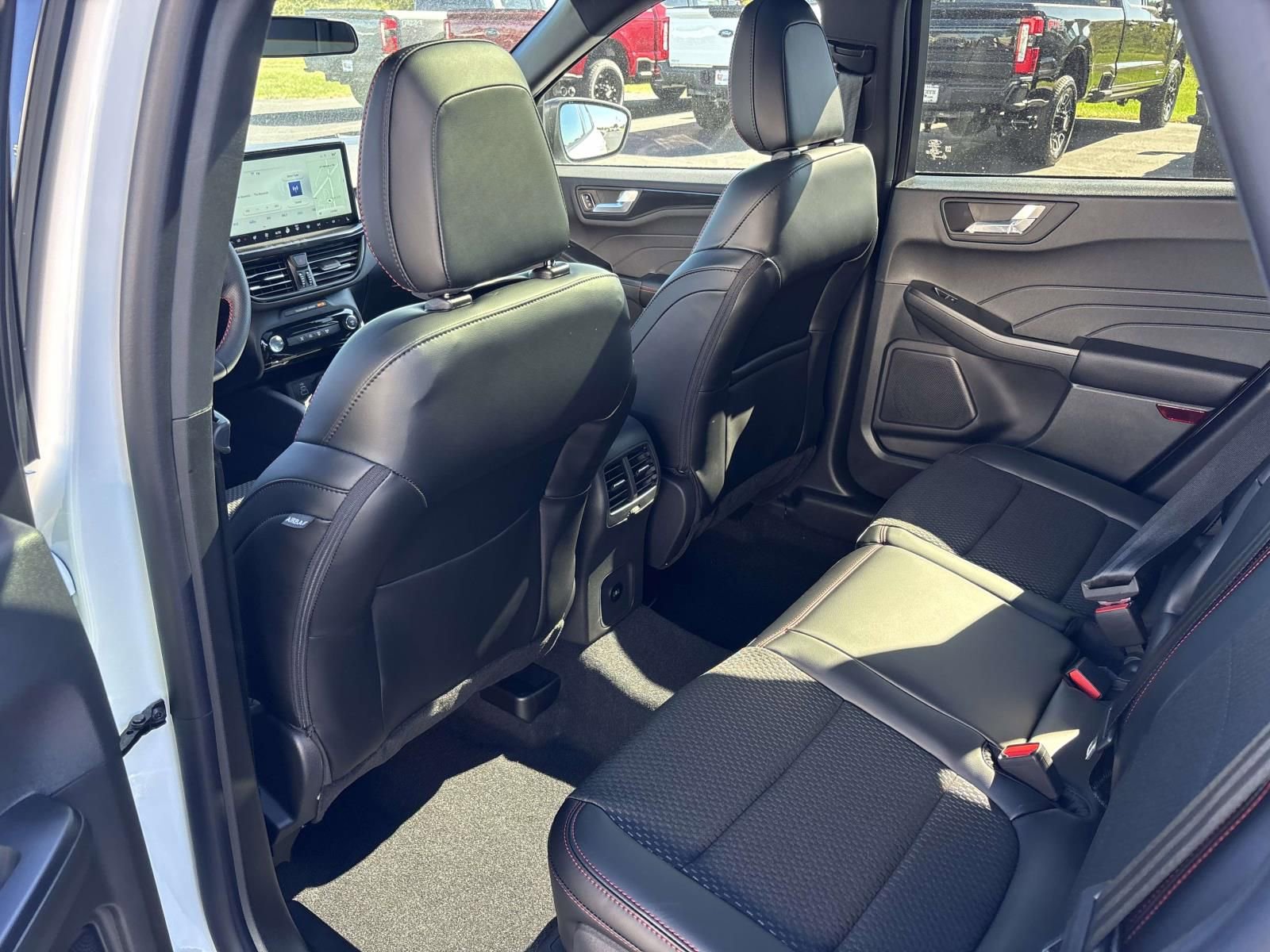 New 2026 Ford Escape ST-Line w/ Tech Pack #1 image 29