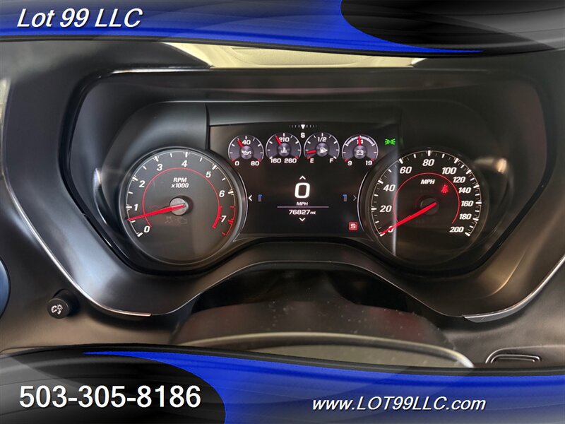 Used 2020 Chevrolet Camaro SS RWD image 9