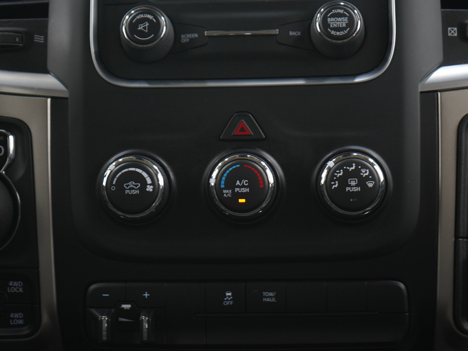 Used 2015 RAM 1500 Outdoorsman AWD/4WD image 16