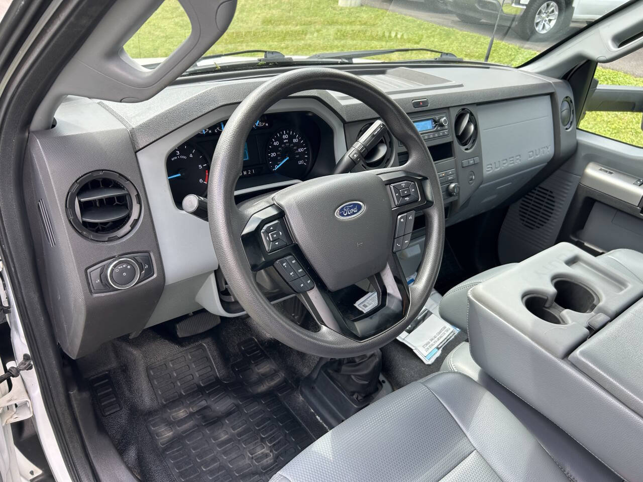 Used 2023 Ford F650 2WD Regular Cab Super Duty image 41