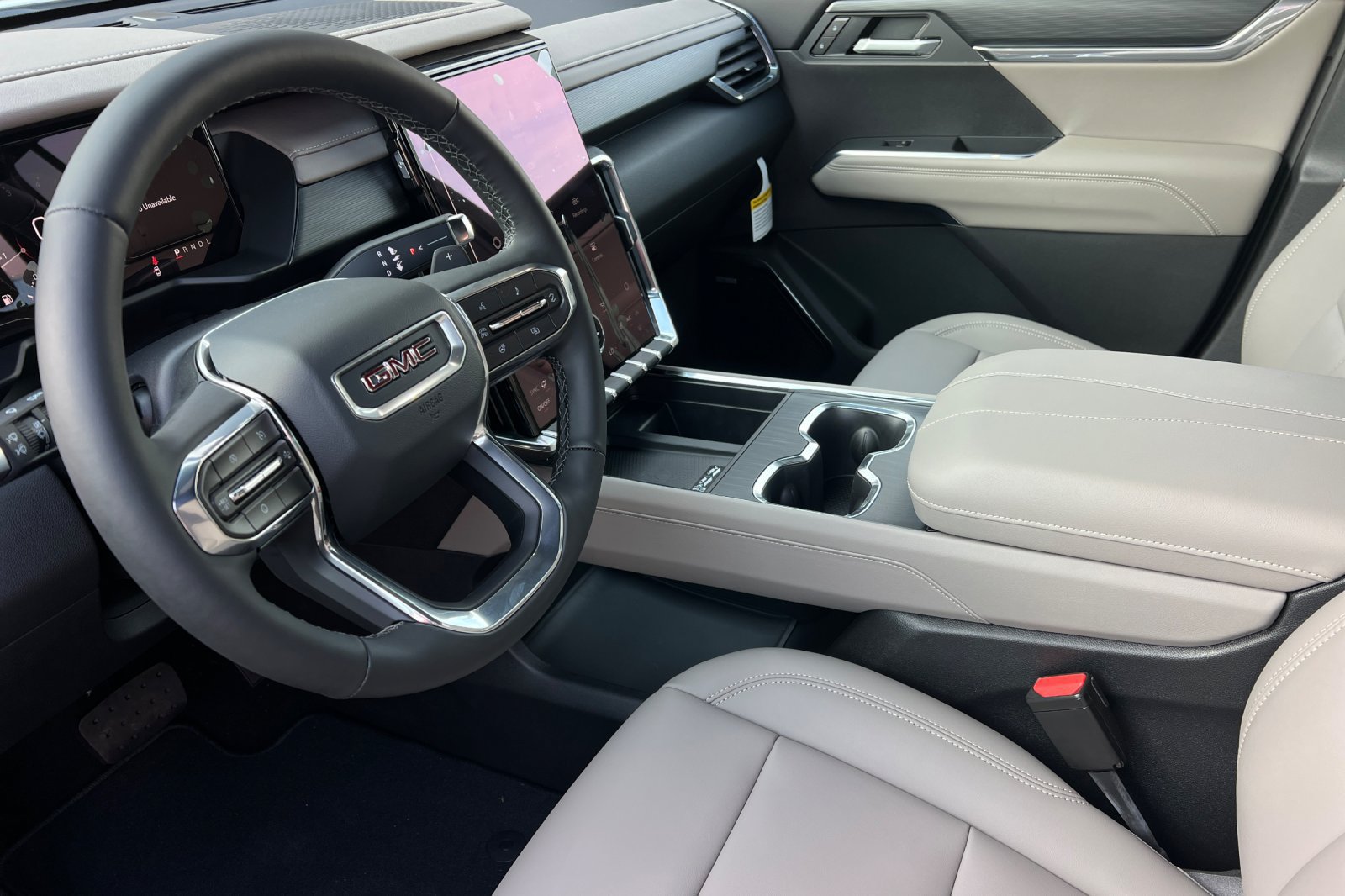 New 2027 GMC Acadia Elevation w/ Elevation Premium Package FWD image 8